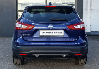 Подержанный автомобиль Nissan Qashqai 2018 года (6 фото)