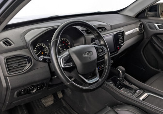 Подержанный автомобиль Chery Tiggo 4 2022 года (15 фото)