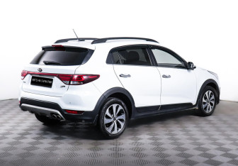 Подержанный автомобиль Kia Rio Hatchback 2018 года (5 фото)