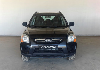 Подержанный автомобиль Kia Sportage 2010 года (2 фото)