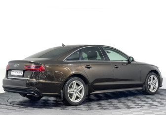 Подержанный автомобиль Audi A6 Sedan 2017 года (5 фото)