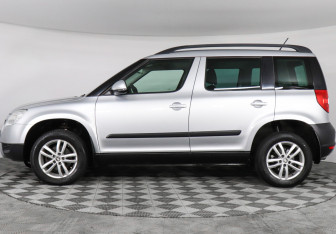 Подержанный автомобиль Skoda Yeti 2013 года (8 фото)