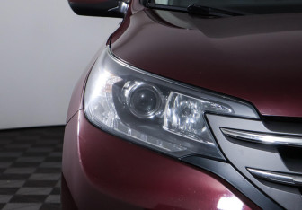 Подержанный автомобиль Honda CR-V 2013 года (7 фото)