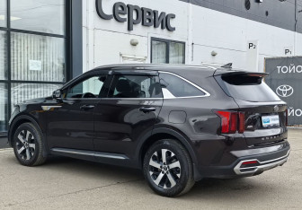 Подержанный автомобиль Kia Sorento 2020 года (7 фото)
