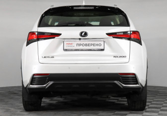 Подержанный автомобиль Lexus NX 2018 года (6 фото)