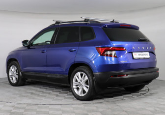 Подержанный автомобиль Skoda Karoq 2020 года (6 фото)