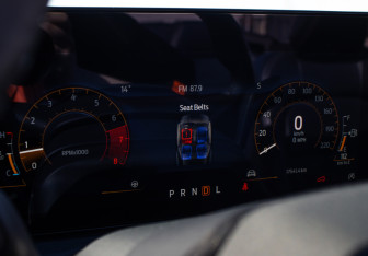Подержанный автомобиль Ford Mustang Convertible 2024 года (16 фото)