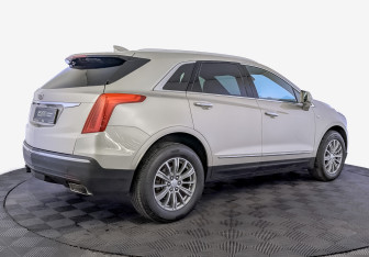 Подержанный автомобиль Cadillac XT5 2016 года (5 фото)