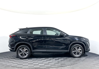 Подержанный автомобиль Omoda C5 2024 года (4 фото)