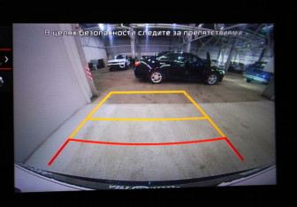 Подержанный автомобиль Kia Carnival 2021 года (16 фото)