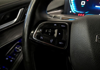 Подержанный автомобиль Exeed LX 2022 года (28 фото)