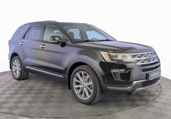 Подержанный автомобиль Ford Explorer 2019 года (3 фото)