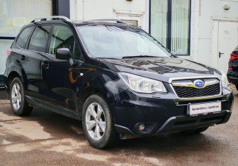 Подержанный автомобиль Subaru Forester Suv 2014 года (3 фото)