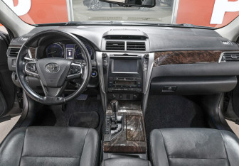 Подержанный автомобиль Toyota Camry Sedan 2014 года (14 фото)
