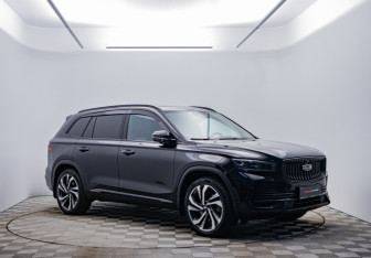 Подержанный автомобиль Geely Monjaro 2023 года (3 фото)