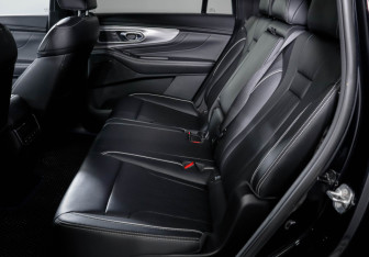 Подержанный автомобиль GAC GS8 2024 года (10 фото)