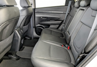 Подержанный автомобиль Hyundai Tucson 2021 года (13 фото)