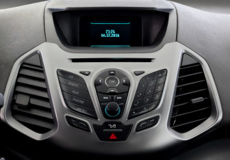 Подержанный автомобиль Ford EcoSport 2016 года (15 фото)