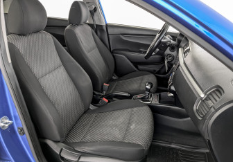 Подержанный автомобиль Kia Rio Hatchback 2019 года (23 фото)