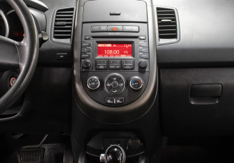 Подержанный автомобиль Kia Soul 2012 года (15 фото)