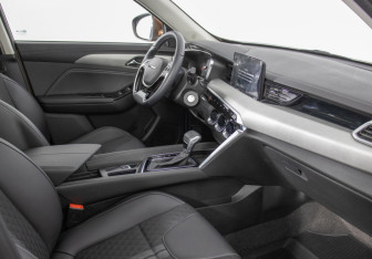 Подержанный автомобиль BAIC X35 2023 года (9 фото)