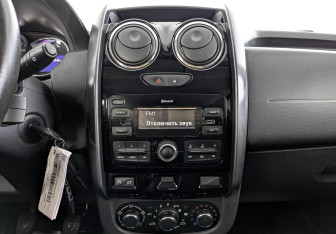 Подержанный автомобиль Renault Duster 2018 года (17 фото)