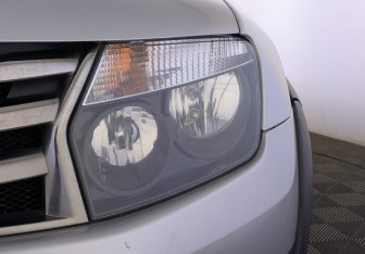 Подержанный автомобиль Renault Duster 2015 года (11 фото)