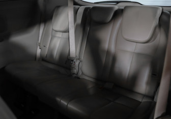Подержанный автомобиль Kia Carnival 2019 года (16 фото)