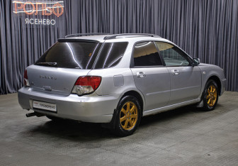 Подержанный автомобиль Subaru Impreza Wagon 2004 года (3 фото)