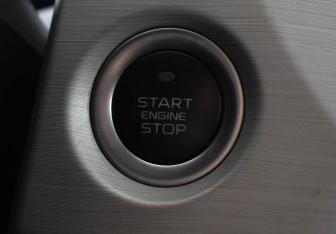 Подержанный автомобиль Geely Atlas 2018 года (19 фото)