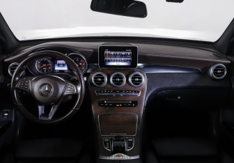 Подержанный автомобиль Mercedes-Benz GLC Coupe 2017 года (14 фото)