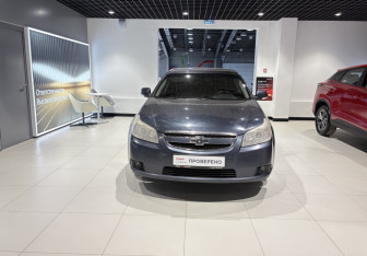 Подержанный автомобиль Chevrolet Epica 2008 года (4 фото)