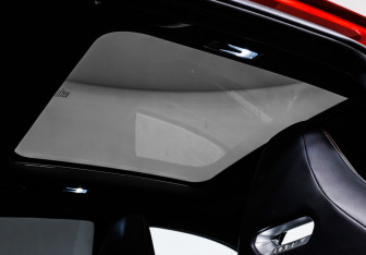 Подержанный автомобиль Changan UNI-V 2023 года (14 фото)