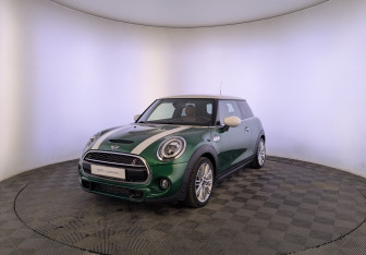 Подержанный автомобиль MINI Hatch 2019 года (1 фото)