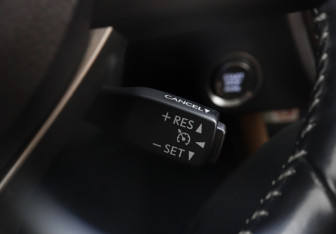 Подержанный автомобиль Lexus RX 2019 года (16 фото)