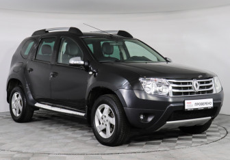 Подержанный автомобиль Renault Duster 2013 года (2 фото)