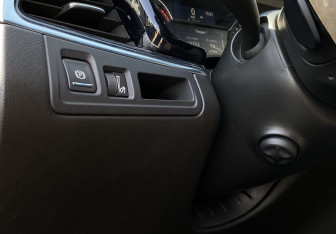 Подержанный автомобиль Cadillac XT5 2021 года (24 фото)
