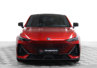 Подержанный автомобиль Changan UNI-V 2024 года (2 фото)