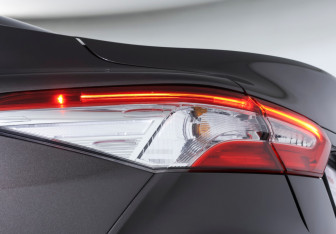 Подержанный автомобиль Toyota Camry Sedan 2020 года (20 фото)