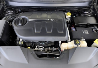 Подержанный автомобиль Jeep Cherokee 2018 года (9 фото)