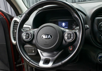 Подержанный автомобиль Kia Soul 2019 года (17 фото)