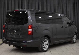 Новый Peugeot Traveller 2024 (5 фото)