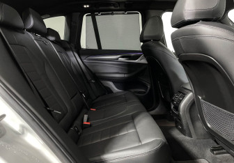 Подержанный автомобиль BMW X3 2023 года (14 фото)