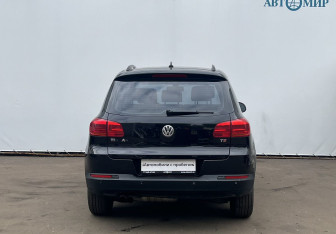 Подержанный автомобиль Volkswagen Tiguan 2012 года (6 фото)
