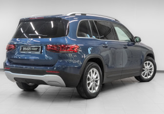 Подержанный автомобиль Mercedes-Benz GLB 2021 года (5 фото)