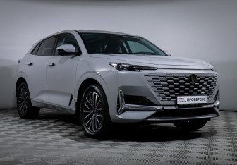 Подержанный автомобиль Changan UNI-K 2024 года (3 фото)