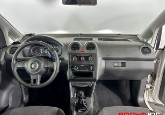 Подержанный автомобиль Volkswagen Caddy Compactvan 2012 года (12 фото)