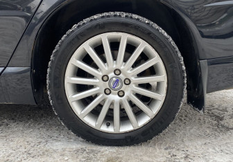 Подержанный автомобиль Volvo S80 2007 года (16 фото)