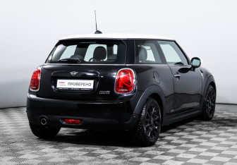 Подержанный автомобиль MINI Hatch 2020 года (5 фото)