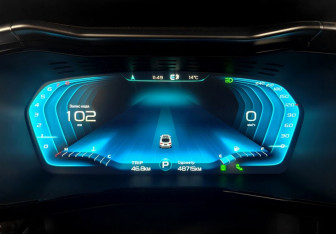 Подержанный автомобиль Geely Tugella 2023 года (13 фото)
